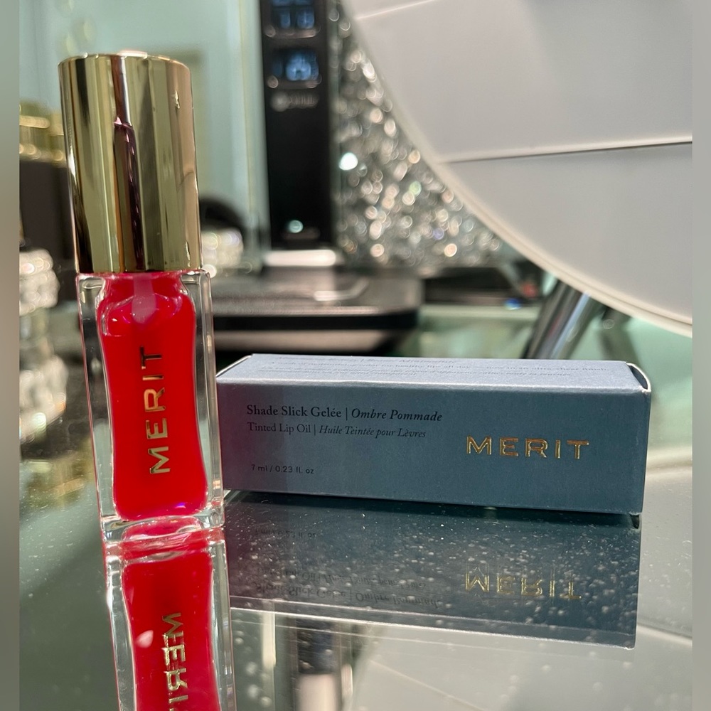 Merit Beauty Shade Slick Gelée Sheer Tinted Lip Oil